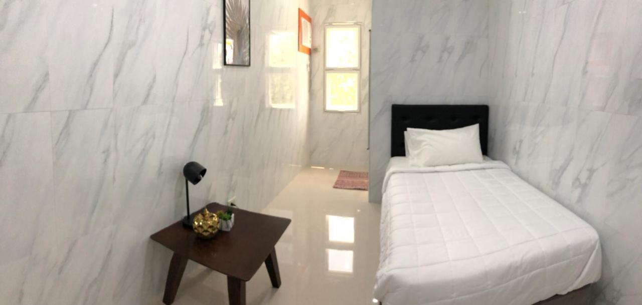 Arriyus Apartelle Daanbantayan 外观 照片